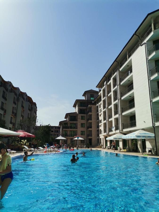 Pool Apartment Amadeus Lux ساني بيتش المظهر الخارجي الصورة